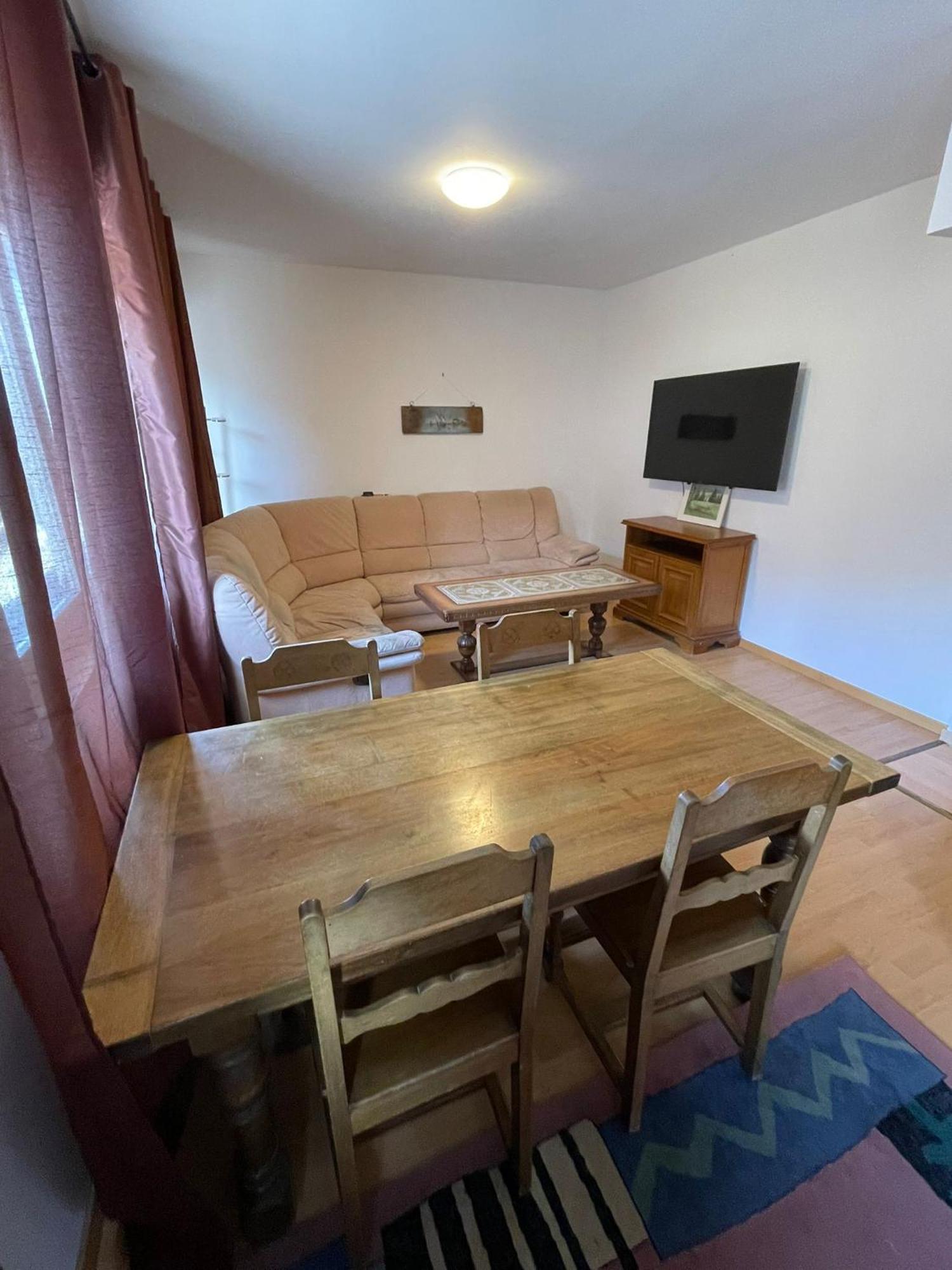Les Nis Apartment Bourg-Saint-Pierre Exterior photo